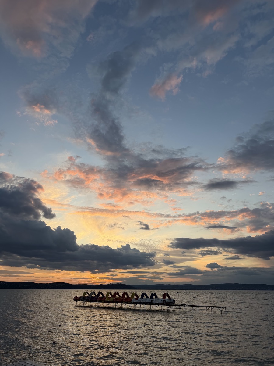 Naplemente a Balatonon